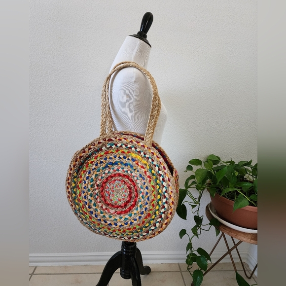 Shiraleah Handbags - Shiraleah Mirabel Woven Jute Round Multi-colored Vacation Beach Tote Bag